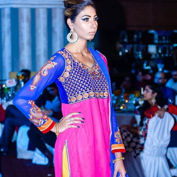 Indian suit - Picture 3 of 5